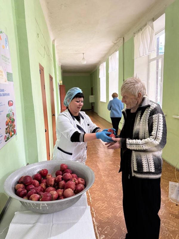 Городская клиническая больница № 1 г. Макеевки поддержала инициативу по популяризации здорового питания Городская клиническая больница № 1 г. Макеевки поддержала инициативу по популяризации здорового питания