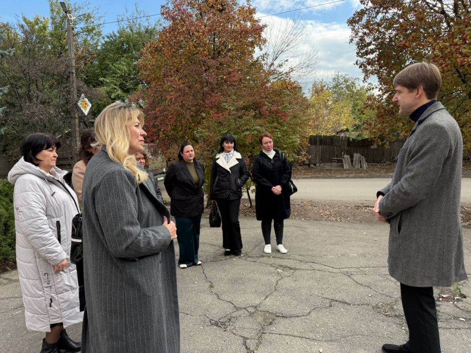 В Кировском внутригородском районе, в рамках поручения Главы Республики Дениса Пушилина, продолжаются встречи с населением на подведомственной территории