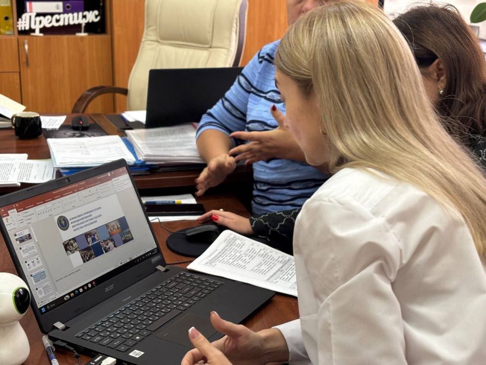 В ЛИЦЕЕ №2 УСПЕШНО ПРОШЛА СТАЖИРОВОЧНАЯ ПЛОЩАДКА: ОТ ПРАКТИКИ К РЕФЛЕКСИИ 28.10.2025 года в ГБОУ «ЛИЦЕЙ №2 Г.О. МАКЕЕВКА» стартовало первое занятие региональной стажировочной площадки «Управленческая команда как субъект... В ЛИЦЕЕ №2 УСПЕШНО ПРОШЛА СТАЖИРОВОЧНАЯ ПЛОЩАДКА: ОТ ПРАКТИКИ К РЕФЛЕКСИИ 28.10.2025 года в ГБОУ «ЛИЦЕЙ №2 Г.О. МАКЕЕВКА» стартовало первое занятие региональной стажировочной площадки «Управленческая команда как субъект...