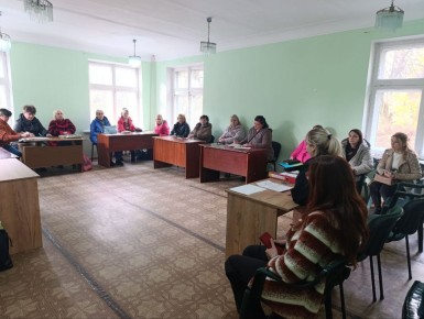 Сегодня, 29 октября, спикер Светлана Федирко провела встречу по адресу: г. Макеевка, ул. 301 Донецкой Дивизии, 4