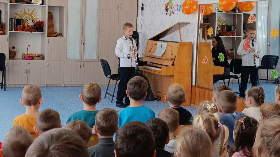 В ГКДОУ "ДЕТСКИЙ САД № 167 Г.О. МАКЕЕВКА" ДНР для воспитанников старших групп состоялся творческий концерт, организованный детской музыкальной школой города Макеевка В ГКДОУ "ДЕТСКИЙ САД № 167 Г.О. МАКЕЕВКА" ДНР для воспитанников старших групп состоялся творческий концерт, организованный детской музыкальной школой города Макеевка