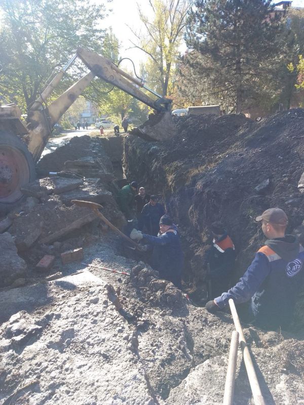 Валентина Харлашка: 29 октября, в составе мониторинговой группы проконтролировала качество подачи тепла жителям квартала Химик в Кировском районе Макеевки Валентина Харлашка: 29 октября, в составе мониторинговой группы проконтролировала качество подачи тепла жителям квартала Химик в Кировском районе Макеевки