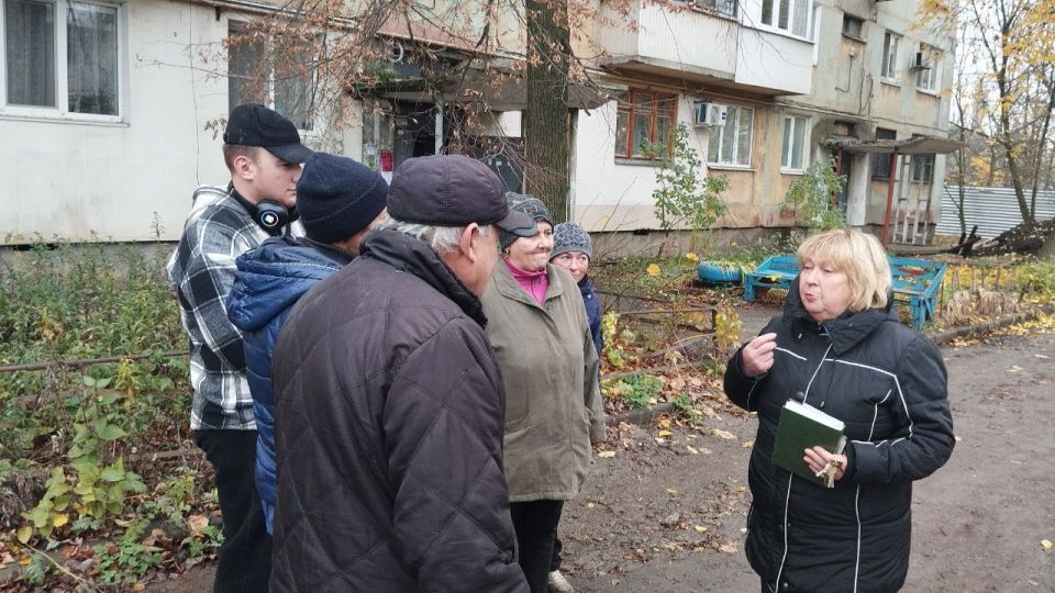 , 31 ,                    44   