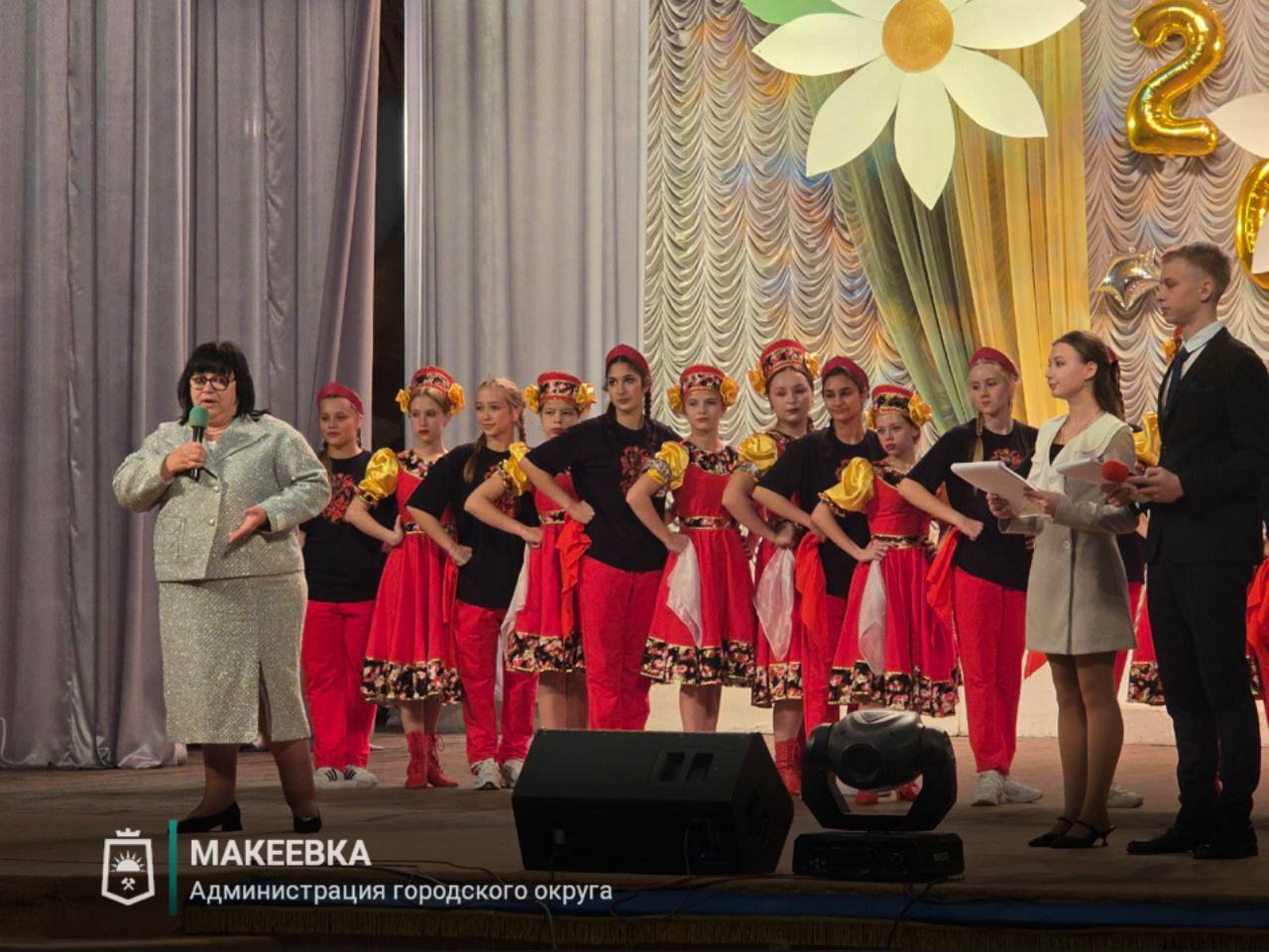 31 октября 2025 года состоялся фестиваль «Единым духом мы сильны», посвященный Дню народного единства 31 октября 2025 года состоялся фестиваль «Единым духом мы сильны», посвященный Дню народного единства