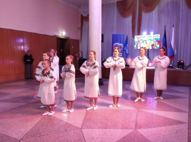 Сегодня, 1 ноября в рамках партийного проекта «Историческая память» Всероссийской политической партии «Единая Россия» в МБУ «ДК им. К.И. Поченкова» прошла концертная программа «Россия – это мы!», посвящённая празднованию Дня...