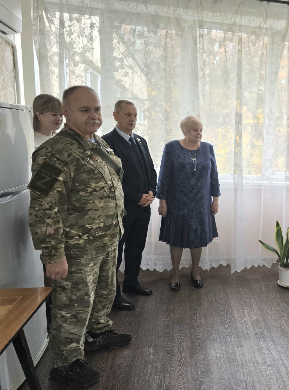 Дмитрий Огилец: В рамках работы Комитета и  выполнения поручения Главы Донецкой Народной Республики Дениса Владимировича Пушилина по мониторингу хода отопительного сезона, посетил сегодня Комплексный центр социального... Дмитрий Огилец: В рамках работы Комитета и  выполнения поручения Главы Донецкой Народной Республики Дениса Владимировича Пушилина по мониторингу хода отопительного сезона, посетил сегодня Комплексный центр социального...