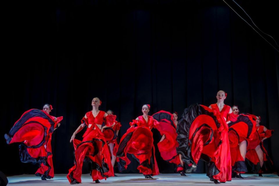 1 ������ � ���������� ������ �� ������� ��������������� ���������� � ��� "��������� ������ �������� ��. �. �. ����������" ��������� ��������� ������������ ������� "�� �����', � ����� ���������� ������� "�������� ����� ������"