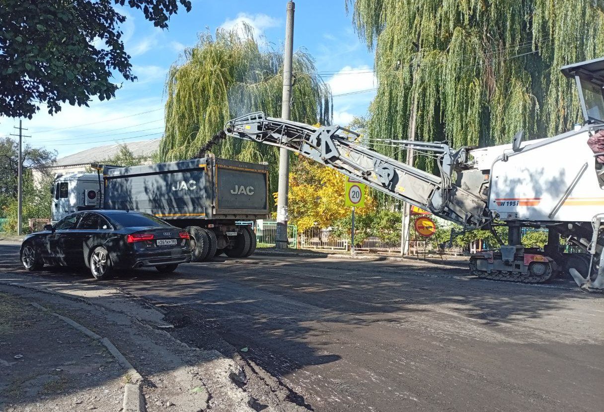 Владислав Ключаров: В текущем году в Макеевке, как и во всей Республике, реализован масштабный комплекс мероприятий по обновлению дорожной инфраструктуры