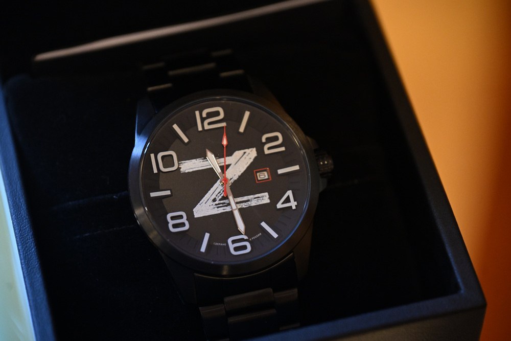 Александр Подгорный: С сенатором РФ Натальей Никоноровой вручили юным героям Александру Скакуну, Александру Маршалу и Всеволоду Новикову медали Совета Федерации «За проявленное мужество» Александр Подгорный: С сенатором РФ Натальей Никоноровой вручили юным героям Александру Скакуну, Александру Маршалу и Всеволоду Новикову медали Совета Федерации «За проявленное мужество»