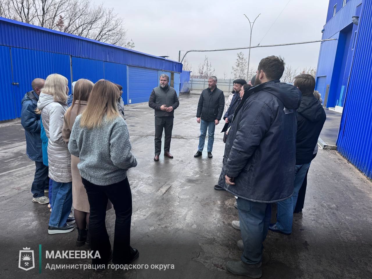 Депутаты Макеевского городского совета провели встречи с жителями города Депутаты Макеевского городского совета провели встречи с жителями города