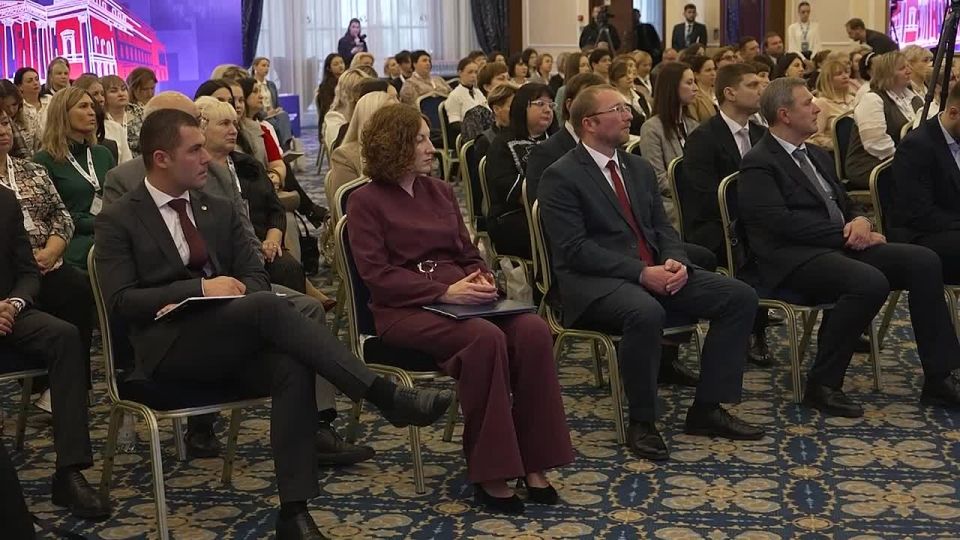 Денис Пушилин: Развиваем творческую индустрию в Республике совместно с федеральным центром