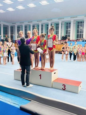 С 6 по 8 ноября а Макеевке прошли соревнования по спортивной акробатике «Кубок и Первенство Донецкой Народной Республики»