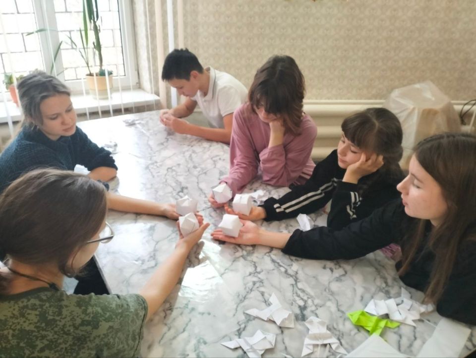 � ������� ����������� ������ �. ��������, � ������ ������� ��������� ����� ������� ������������� ������������ ������ ������� �������, ��������� ��������� ���� �������� �������: ������-����� �� ������������ ������ ���������