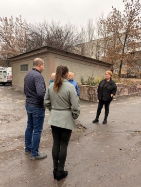 12 ноября в Червоногвардейском районе состоялась встреча с жителями жилого массива Карла Маркса, которую провела депутат Макеевского городского совета ДНР Нателла Джоджишвили по адресу: ул. Кронштадтская, 67