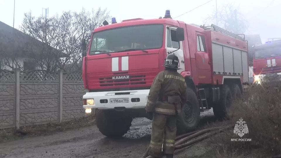 Горели дома и мастерская: МЧС предотвратило катастрофу в Макеевке