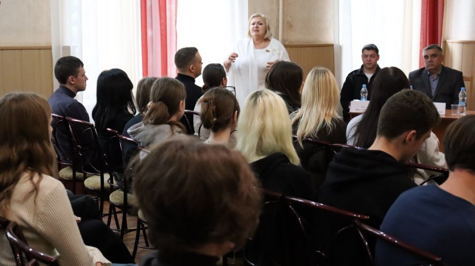 ������� � ������������� ��������� ���������� ���������� ������ �������� ��. �. �. ����������, ������ �������� ����ǻ ���������� ����� ������ �����������, ���� �������� ������������� ���������� �������� � �������������...