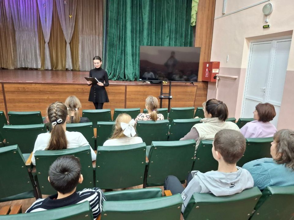 13 ноября в МБУ "ЦКД пгт Криничная г.о. Макеевка" состоялся тематический информационный час для участников клубных формирований и коллектива учреждения, в ходе которого спикер затронула важнейшие вопросы, касающиеся...