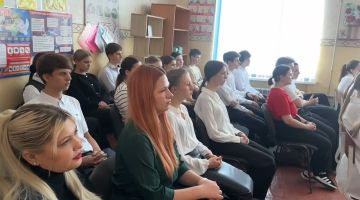 Зажигаем новые маяки. Для учащихся 9-11 классов общеобразовательных учреждений продолжается проведение увлекательных лекций «Люди-маяки: новые маршруты», посвящённые огромным возможностям, которые сегодня открыты для...