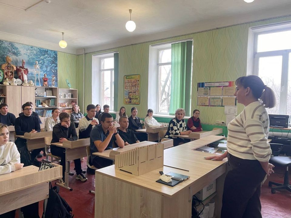 � ������ ������ ���������� ����������� ��� ���������� ���� "�� � 12 �.�. �������" ��������� ������������� ������