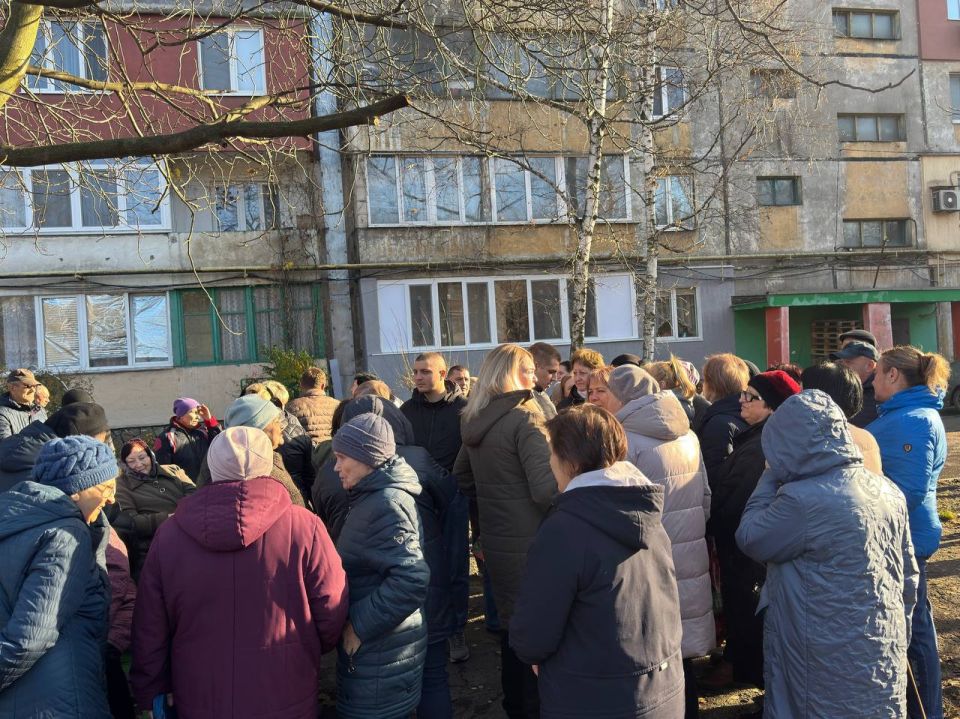 ������� ����� ������ ������� � �������� ����� ������������ ����������� ����������� � ��������