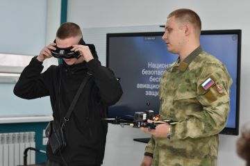 Представители Ленобласти организовали молодёжный форум в Макеевке