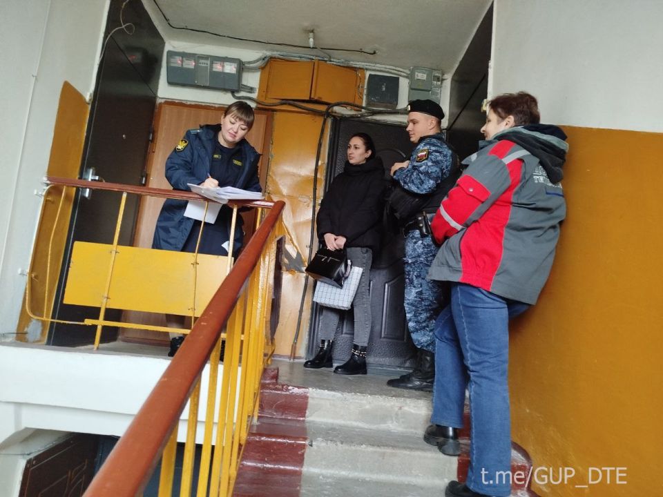 ФИЛИАЛ "МАКЕЕВКАТЕПЛОСЕТЬ" СОВМЕСТНО С ФССП ПРОВЕЛИ РЕЙД ПО ВЗЫСКАНИЮ ЗАДОЛЖЕННОСТИ ЗА ПРЕДОСТАВЛЕННЫЕ УСЛУГИ ТЕПЛОСНАБЖЕНИЯ