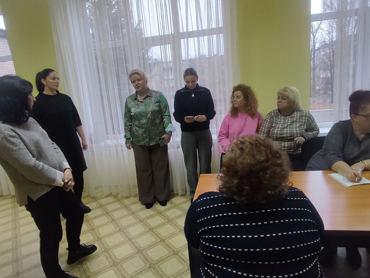 Сегодня, 19 ноября, в рамках поручения Главы Республики Дениса Пушилина, заместитель руководителя Управы Кировского внутригородского района Администрации городского округа Макеевка Донецкой Народной Республики Ирина Воронина... Сегодня, 19 ноября, в рамках поручения Главы Республики Дениса Пушилина, заместитель руководителя Управы Кировского внутригородского района Администрации городского округа Макеевка Донецкой Народной Республики Ирина Воронина...