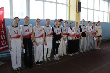 18 ноября 2025 года на базе МБУ Легкоатлетический манеж "Донецк" дан старт мероприятиям второго этапа испытаний нормативов ВФСК ГТО для учащихся из Макеевки