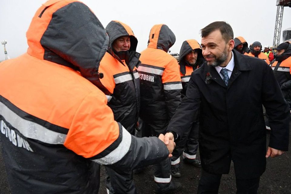 В ДНР после ремонта открыли ключевую трассу к Азовскому морю