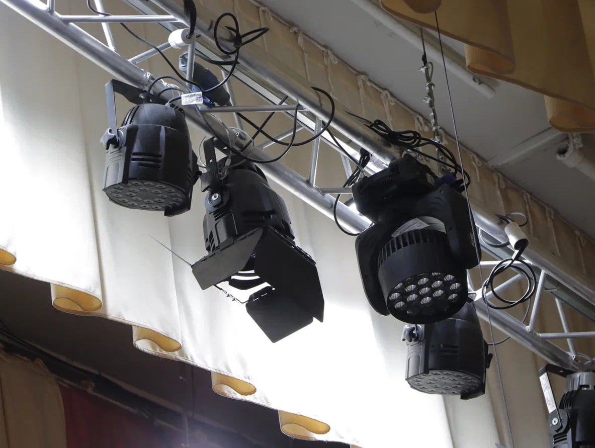 Александр Подгорный: Поставили новое оборудование в Донецкую государственную академическую филармонию Александр Подгорный: Поставили новое оборудование в Донецкую государственную академическую филармонию