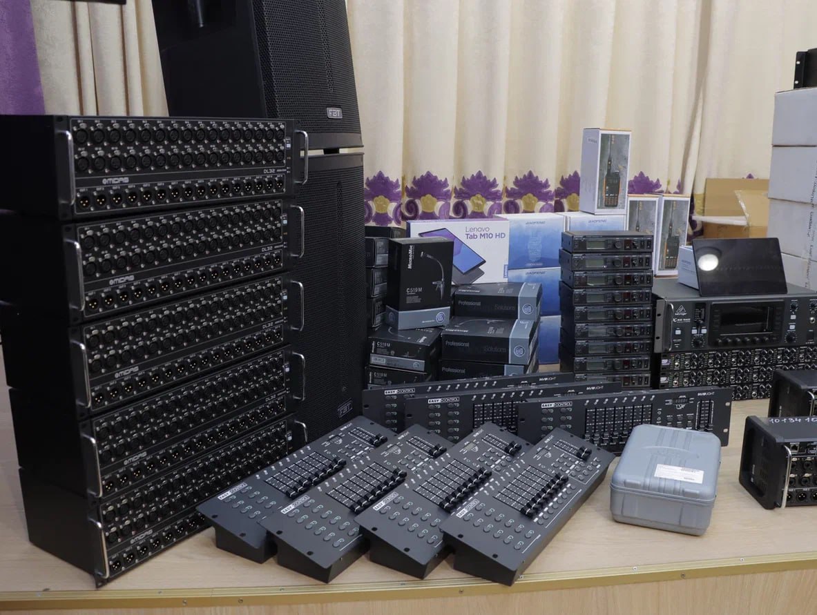 Александр Подгорный: Поставили новое оборудование в Донецкую государственную академическую филармонию Александр Подгорный: Поставили новое оборудование в Донецкую государственную академическую филармонию