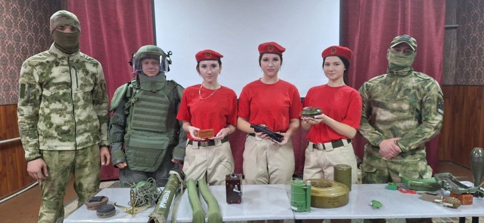 БЕЗОПАСНОСТЬ - ПРЕЖДЕ ВСЕГО