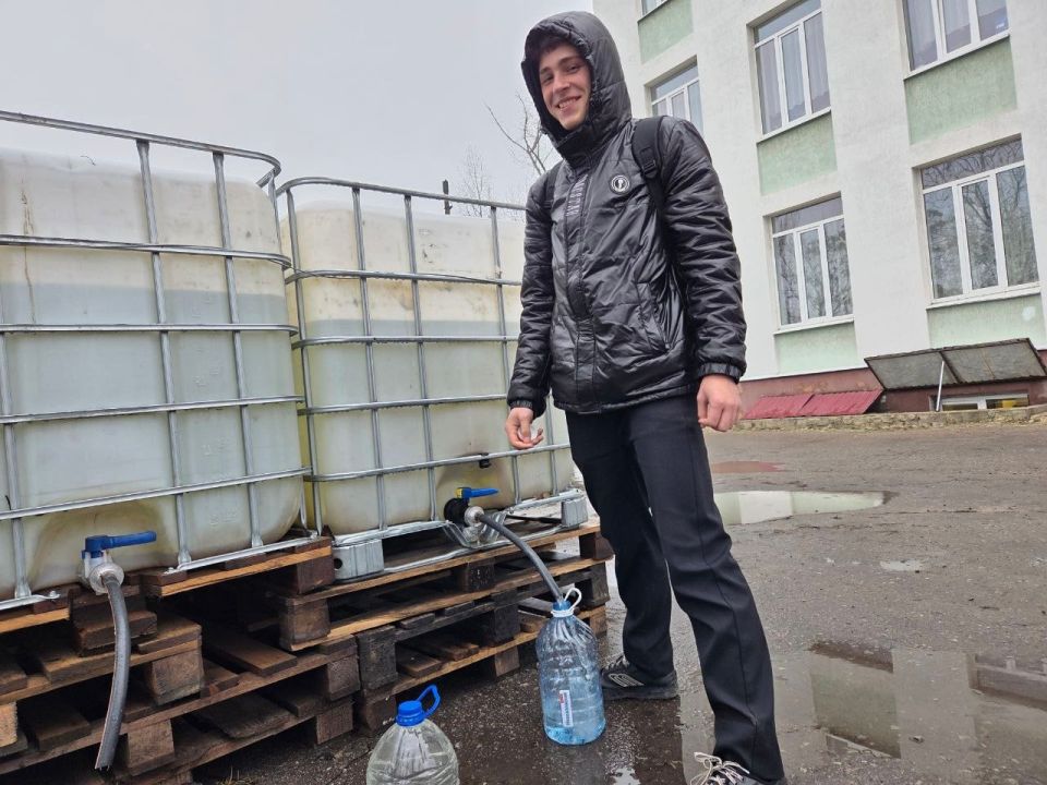 �������� ����� � ������ ��������� �����Ҩ�����