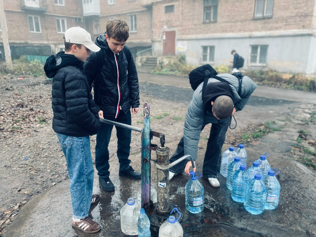 ЭСТАФЕТА ДОБРА В РАМКАХ МЕСЯЧНИКА ВОЛОНТЁРСТВА ЭСТАФЕТА ДОБРА В РАМКАХ МЕСЯЧНИКА ВОЛОНТЁРСТВА