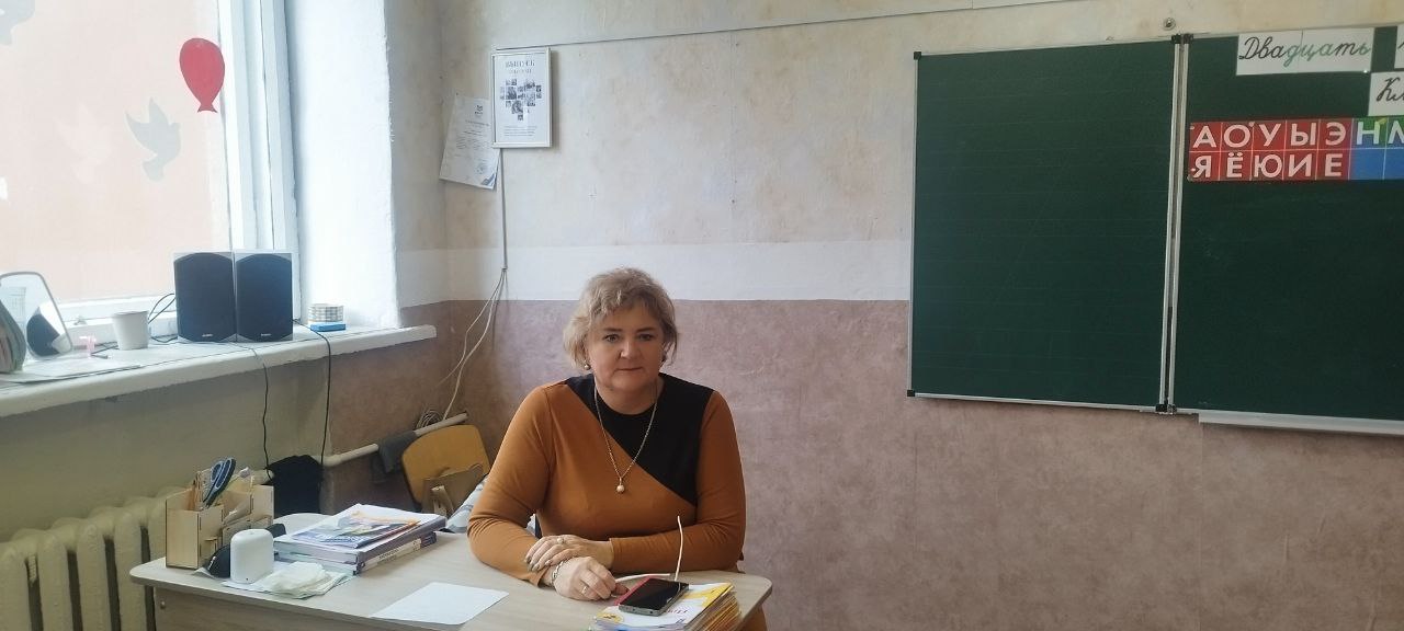 Сегодня, 24 ноября, в рамках поручения Главы ДНР Дениса Пушилина, заместитель руководителя Управы Центрально-Городского внутригородского района Лариса Онищенко провела встречу с трудовым коллективом ГБОУ «Основная школа № 13...