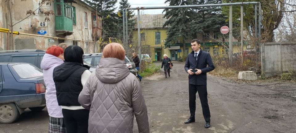 24 ������ ������� ����������� ���������� ������ ������ ���� ������ ������� �� ������: �.�. ��������, �. ��������, ��. ��������, �.51, � ������ ��������� ����� ��� ������ ��������