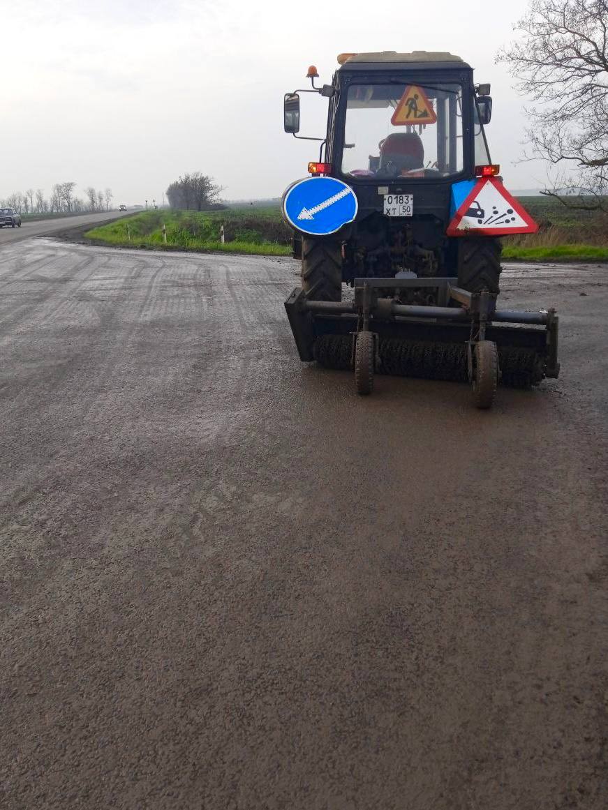 В понедельник особое внимание в части содержания уделили объектам дорожной инфраструктуры В понедельник особое внимание в части содержания уделили объектам дорожной инфраструктуры