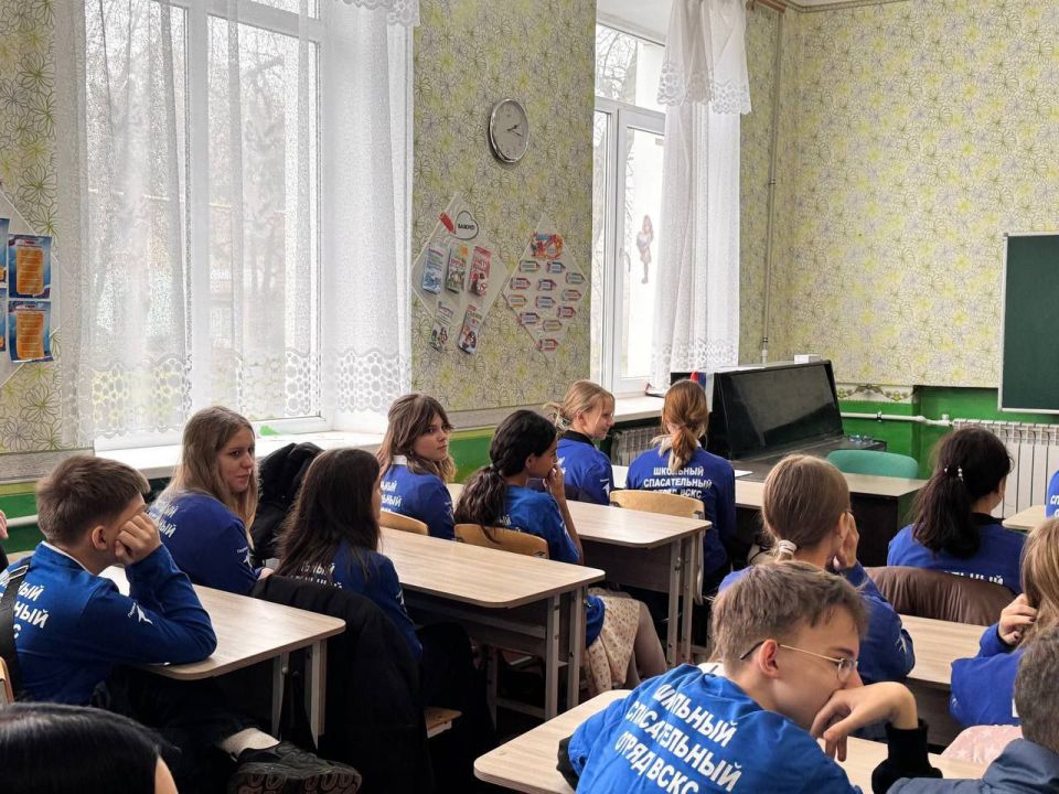 * Зима близко. А это значит, что нас ждут не только новогоднее веселье, но и сезонные опасности: от риска получить обморожение до тонкого льда на водоёме * Зима близко. А это значит, что нас ждут не только новогоднее веселье, но и сезонные опасности: от риска получить обморожение до тонкого льда на водоёме