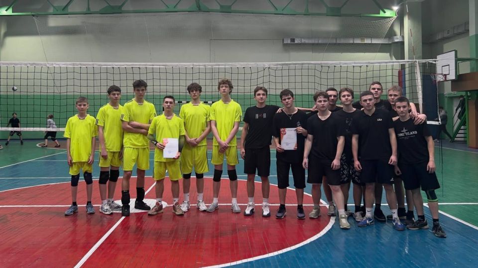 С 25.11.2025 по 27.11.2025 года в городе Макеевка, на базе ГБОУ «СШ 49» прошла муниципальная Спартакиада школьников по волейболу, в которой приняли участие более 25 сборных команд общеобразовательных учреждений города с 5 по... С 25.11.2025 по 27.11.2025 года в городе Макеевка, на базе ГБОУ «СШ 49» прошла муниципальная Спартакиада школьников по волейболу, в которой приняли участие более 25 сборных команд общеобразовательных учреждений города с 5 по...