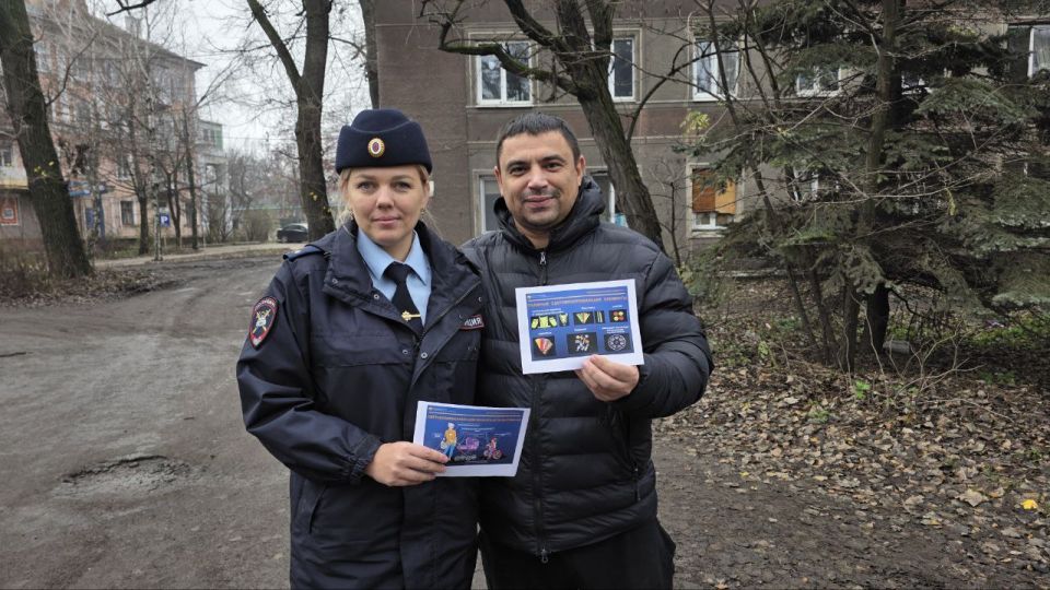 Автоинспекторы провели профилактическое мероприятие в Макеевке Автоинспекторы провели профилактическое мероприятие в Макеевке