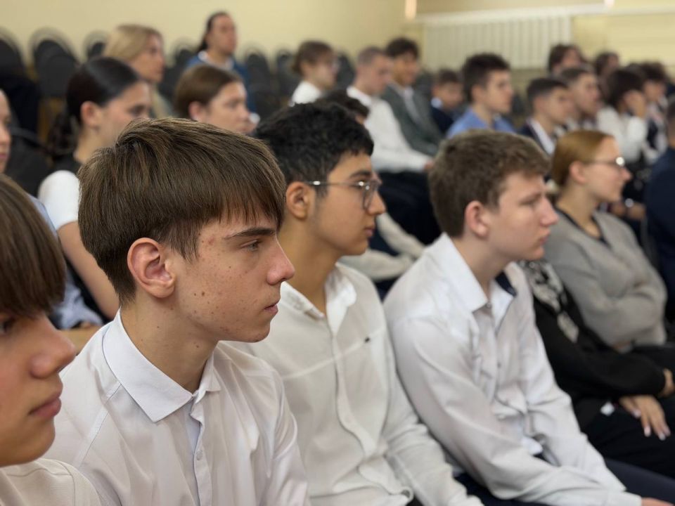 � ���� "����� � 2 �.�. ��������" ���������� ������ ������� � ������ XXXIV ������������� ��������������� �������������� ������ (������������ ����) � ����� ��� ����: ������ � �������� ����� � �����������