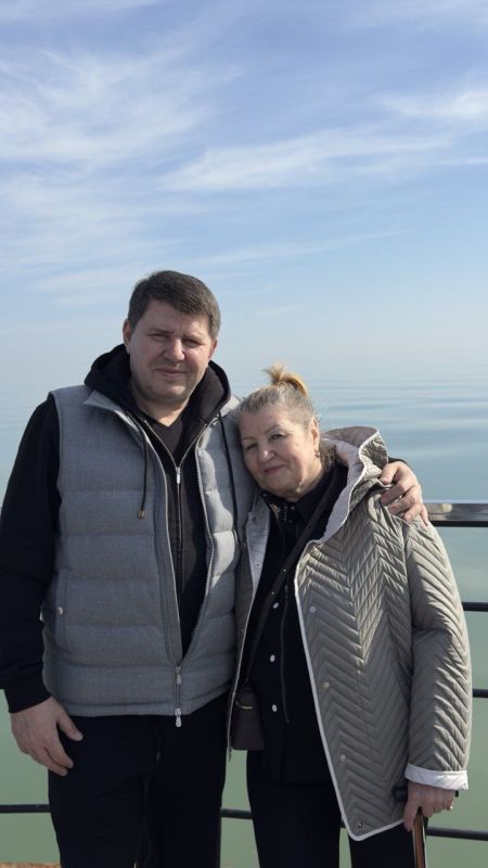 Владислав Ключаров: Уважаемые, родные наши мамы!