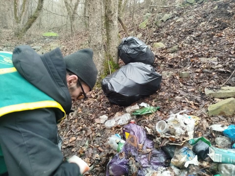 Экологическая акция «Чистота в нашем доме» Экологическая акция «Чистота в нашем доме»