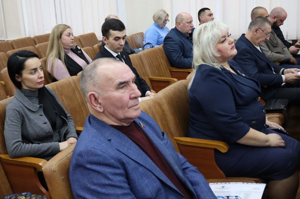 Валентина Харлашка: Провела 61 внеочередное заседание Макеевского городского совета Донецкой Народной Республики Валентина Харлашка: Провела 61 внеочередное заседание Макеевского городского совета Донецкой Народной Республики