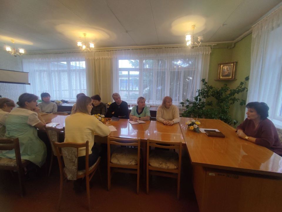 Валентина Харлашка: Сегодня, 4 декабря, провела встречу c трудовым коллективом Детского сад № 152 Макеевки Валентина Харлашка: Сегодня, 4 декабря, провела встречу c трудовым коллективом Детского сад № 152 Макеевки