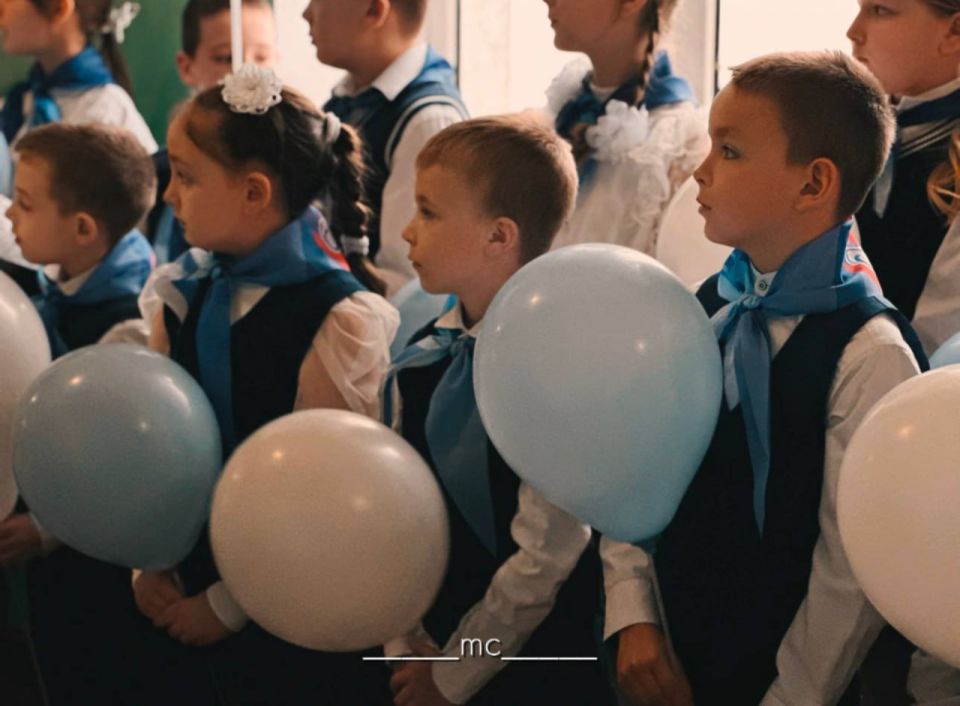 В преддверии Дня героев Отечества в ГБОУ «СШ № 16 Г.О. МАКЕЕВКА» состоялось открытие Стены Памяти Герою Советского Союза, летчику-штурмовику, нашему земляку Грошеву Николаю Петровичу В преддверии Дня героев Отечества в ГБОУ «СШ № 16 Г.О. МАКЕЕВКА» состоялось открытие Стены Памяти Герою Советского Союза, летчику-штурмовику, нашему земляку Грошеву Николаю Петровичу