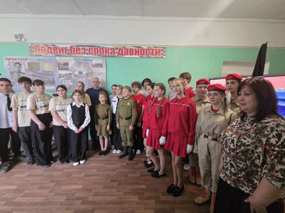 В преддверии Дня героев Отечества в ГБОУ «СШ № 16 Г.О. МАКЕЕВКА» состоялось открытие Стены Памяти Герою Советского Союза, летчику-штурмовику, нашему земляку Грошеву Николаю Петровичу В преддверии Дня героев Отечества в ГБОУ «СШ № 16 Г.О. МАКЕЕВКА» состоялось открытие Стены Памяти Герою Советского Союза, летчику-штурмовику, нашему земляку Грошеву Николаю Петровичу