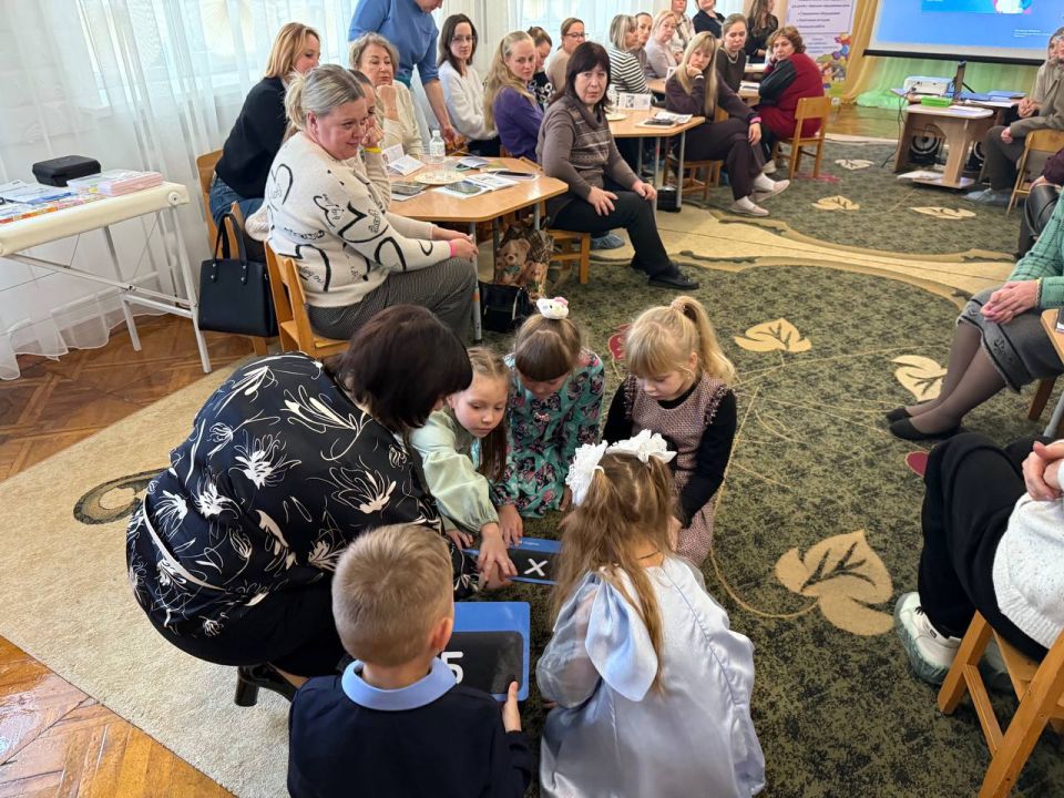 04 декабря 2025 года на базе ГКДОУ «ДЕТСКИЙ САД № 38 Г.О. МАКЕЕВКА» ДНР состоялся семинар для учителей-логопедов и учителей-дефектологов ДОУ 04 декабря 2025 года на базе ГКДОУ «ДЕТСКИЙ САД № 38 Г.О. МАКЕЕВКА» ДНР состоялся семинар для учителей-логопедов и учителей-дефектологов ДОУ