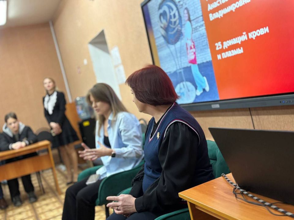 ТВОРИ ТВОРИМ ДОБРО: в лицее состоялось заседание семейного клуба "Маленькие&Взрослые" ТВОРИ ТВОРИМ ДОБРО: в лицее состоялось заседание семейного клуба "Маленькие&Взрослые"