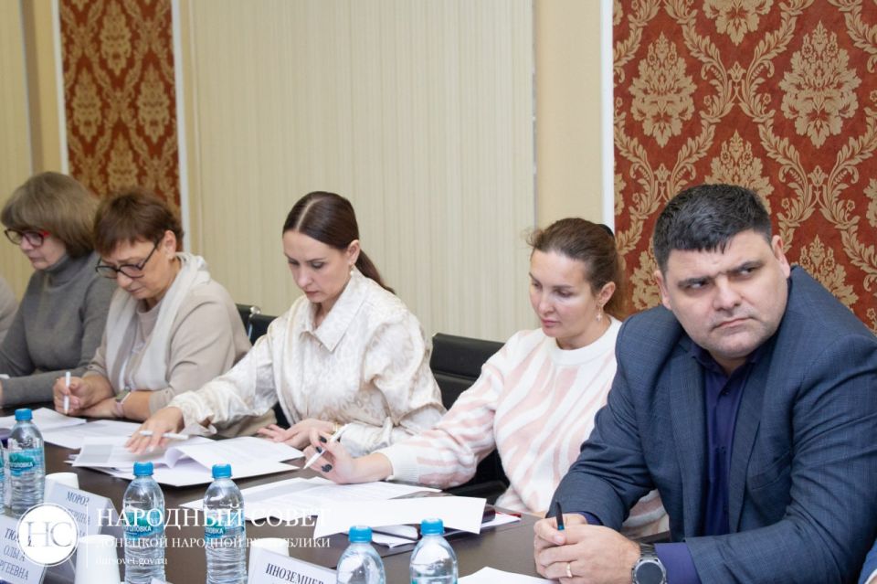 Парламентарии продолжили работу по совершенствованию законодательства в сфере нормативной цены земельных участков Парламентарии продолжили работу по совершенствованию законодательства в сфере нормативной цены земельных участков